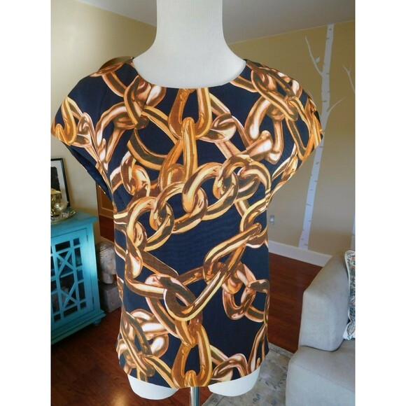 Gorgeous TRINA TURK "Carola Blouse" Chain Print Cap Sleeve Crew Neck Blouse P - Picture 3 of 10